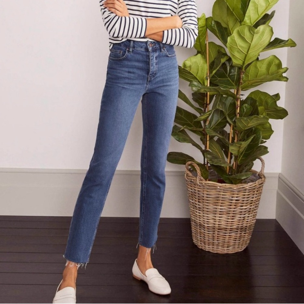 Boden High-Rise Ankle Cropped Straight Jeans in Blue